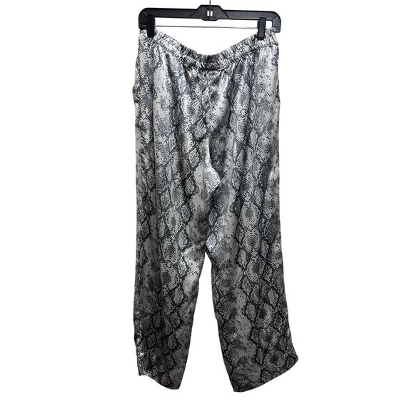 Victoria's Secret Loungewear Pajama Pants L Animal Print Zebra Satiny Pull On - Picture 5 of 9